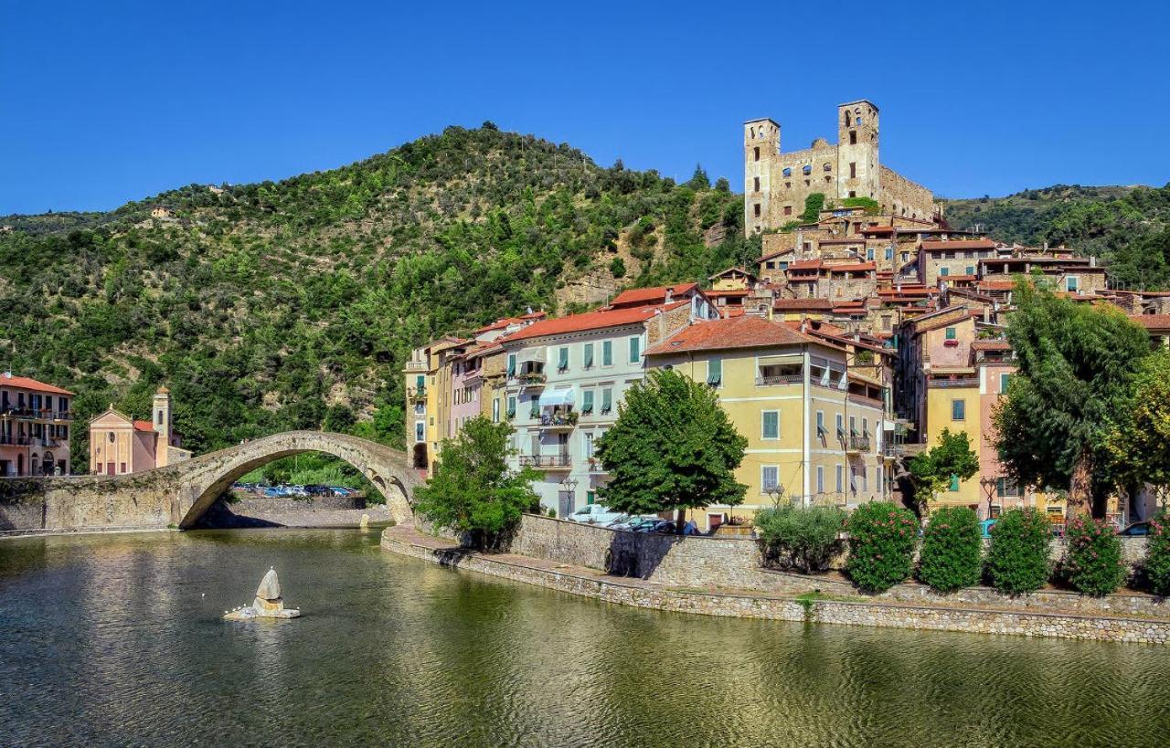 Central Apartman Dolceacqua Kültér fotó