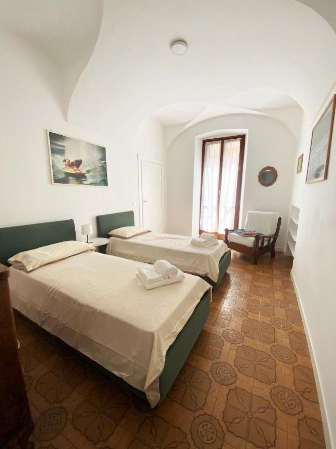 Central Apartman Dolceacqua Kültér fotó